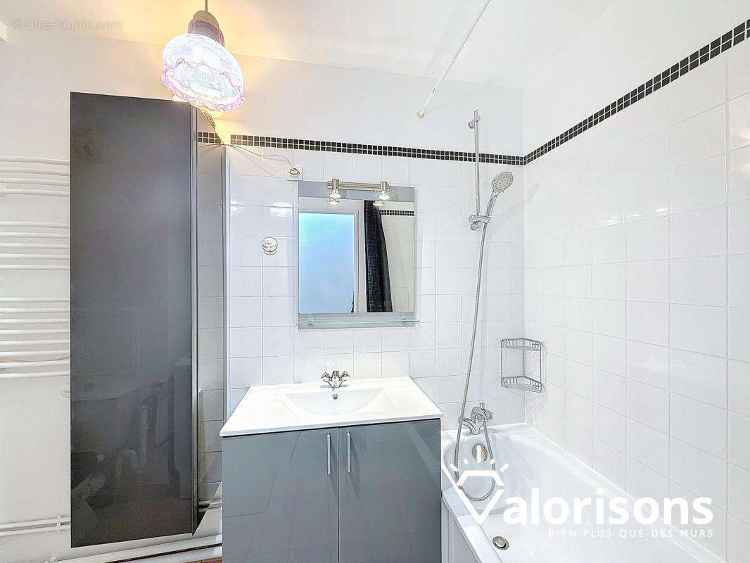 Appartement à SAINT-PRIEST