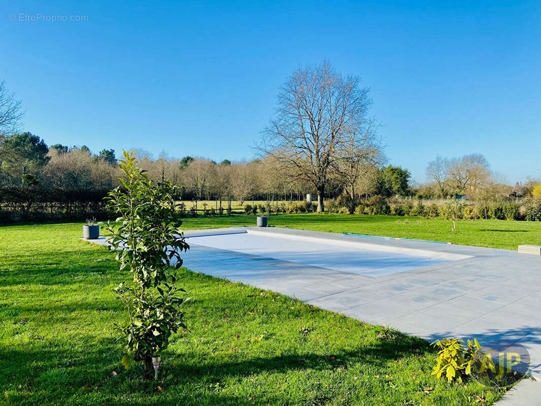 Maison à LESPARRE-MEDOC