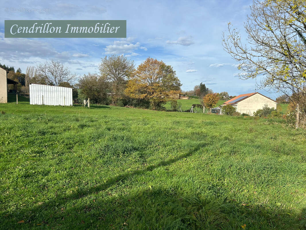 Terrain à BOURGANEUF