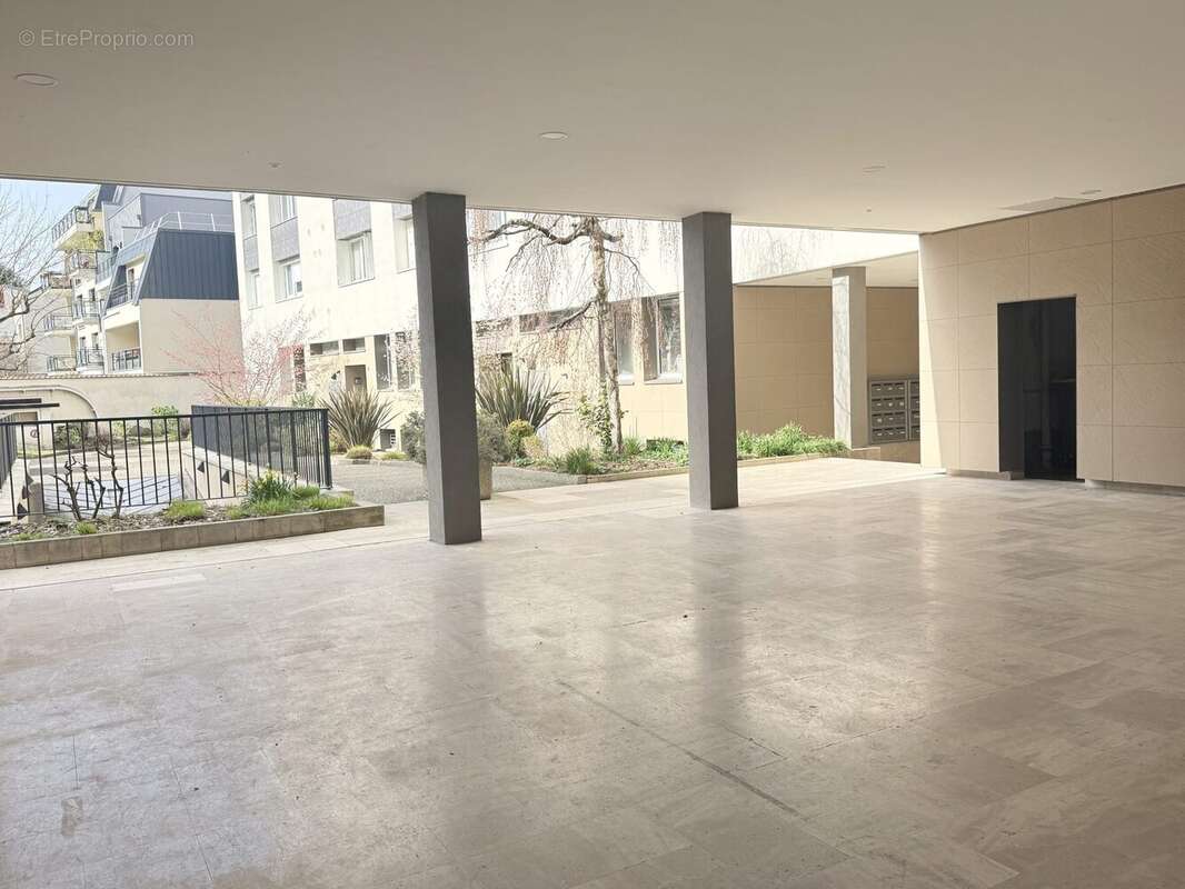 Appartement à ISSY-LES-MOULINEAUX