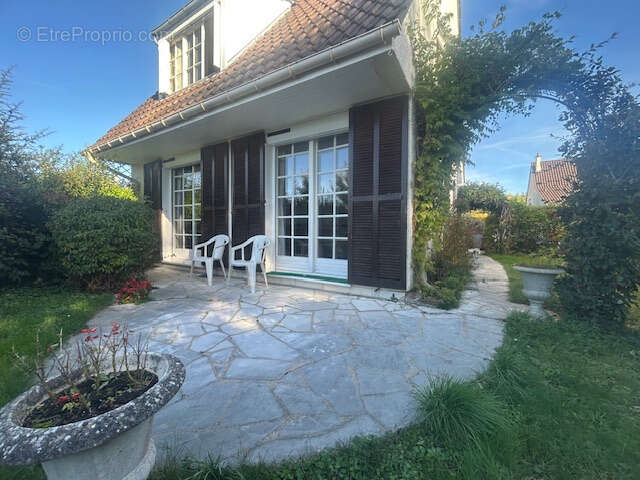Maison à BREUILLET