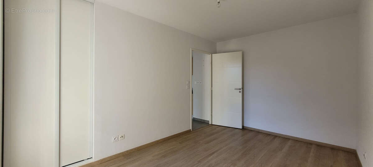 Appartement T2 + parking sous sol  - Centre ville Tournefeuille - photo 6