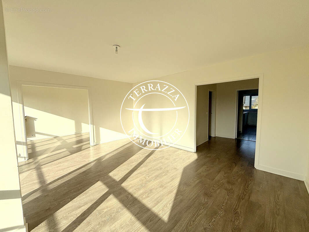 Appartement à LOUVECIENNES