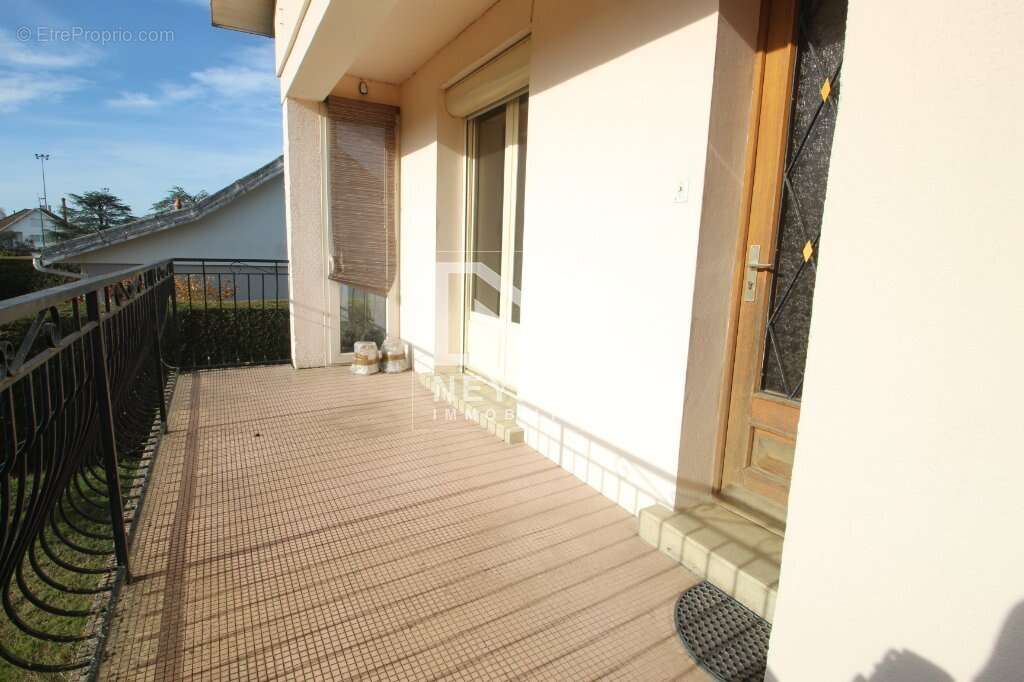 Maison à PIERRE-DE-BRESSE