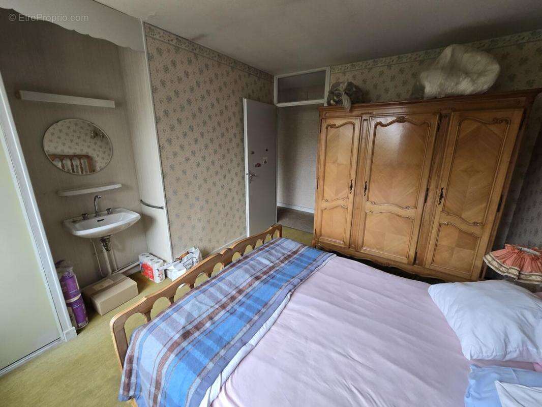 Maison à SAINT-MICHEL-SUR-TERNOISE