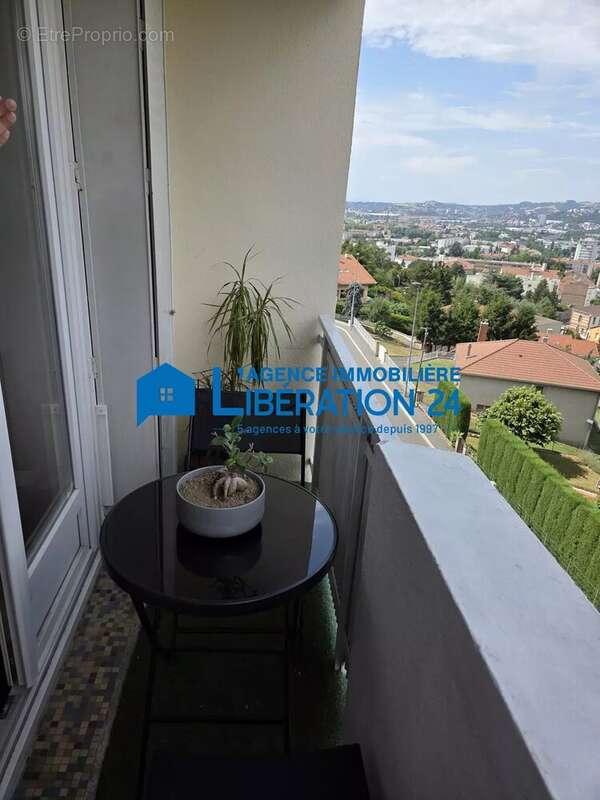 Appartement à SAINT-ETIENNE