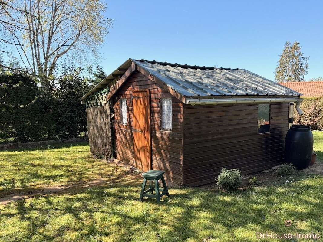 Maison à ROUFFIGNAC-SAINT-CERNIN-DE-REILHAC