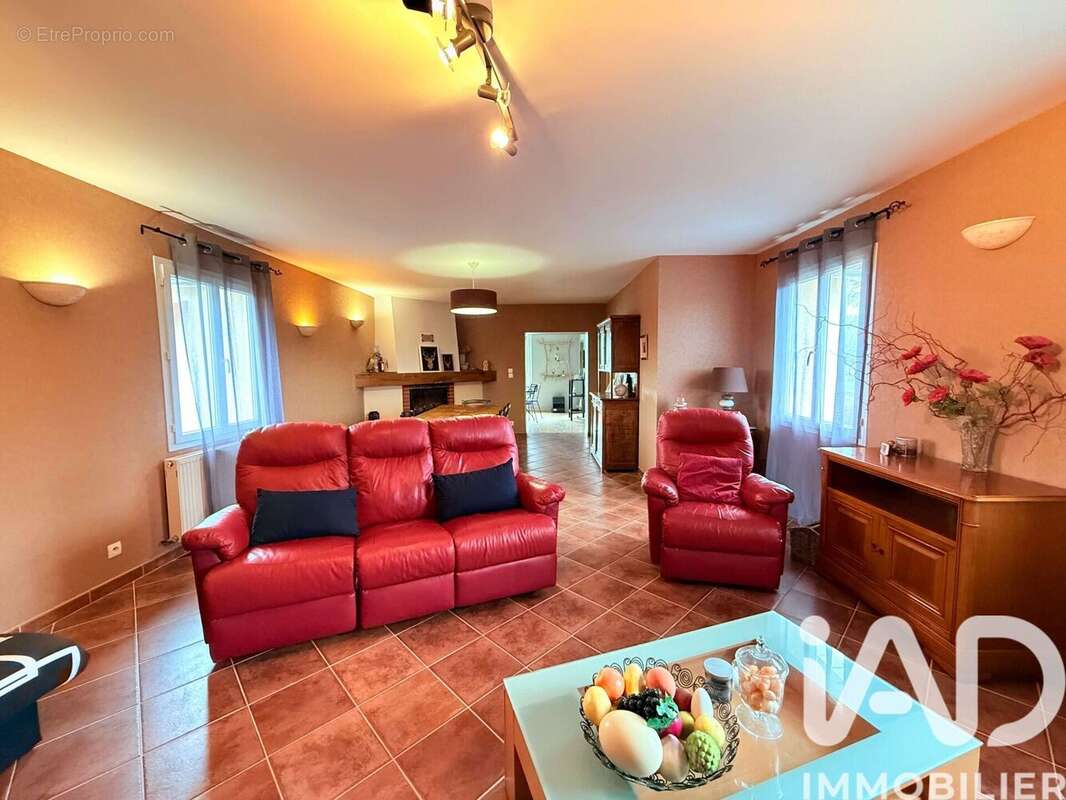 Photo 9 - Maison à LE VIGEANT