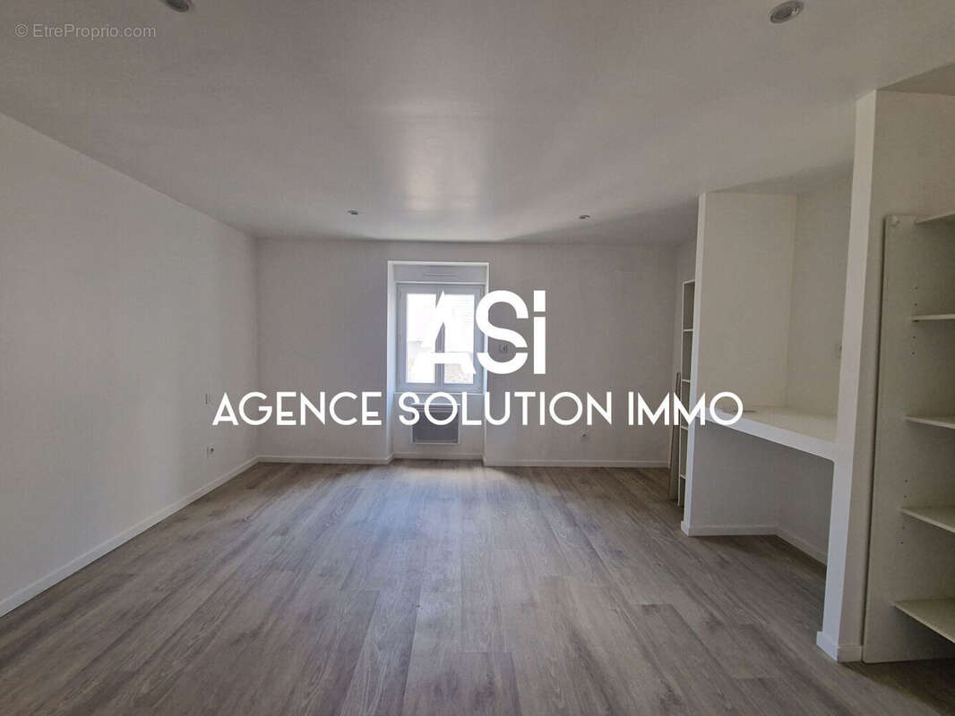 Appartement à SOULGE-SUR-OUETTE