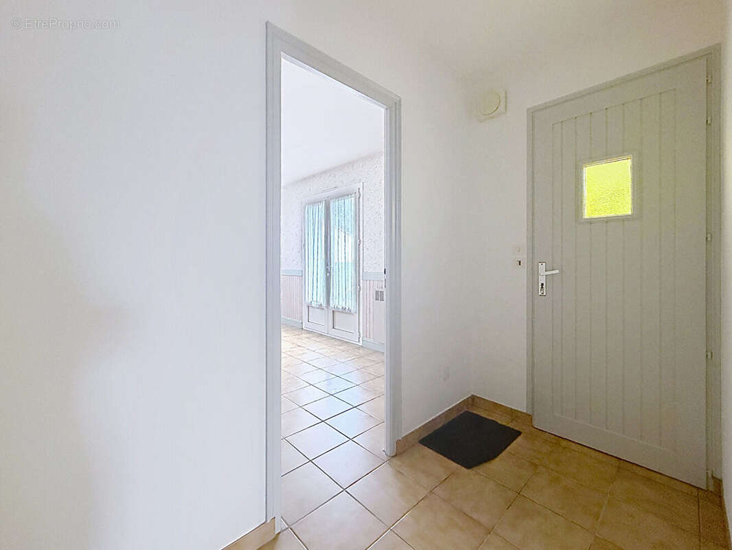 Maison traditionnelle 4 pièces à vendre à Challans - photo 12