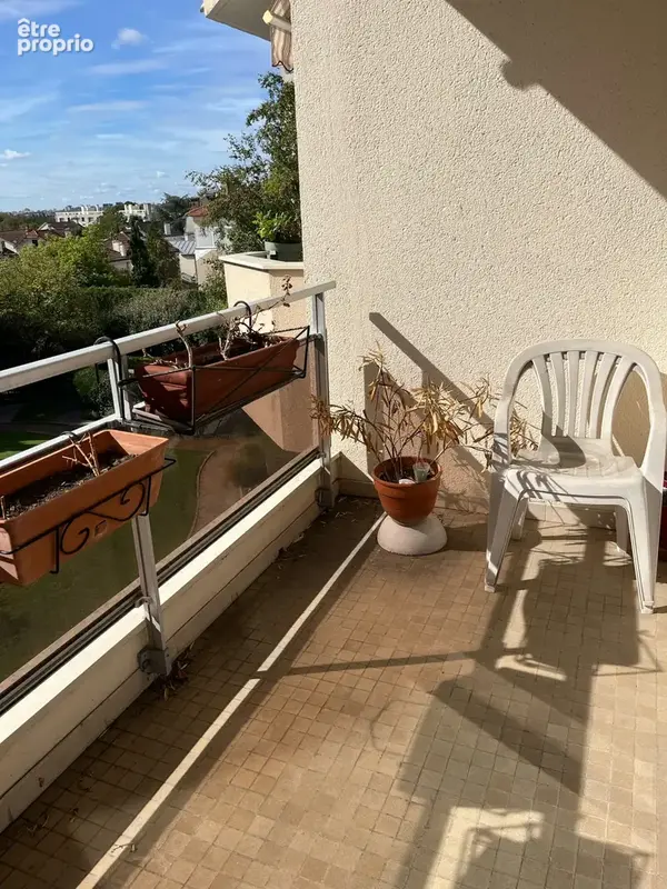A vendre 2p 51m2 vue degagee les hesperides nogent hôtel de ville - photo 3
