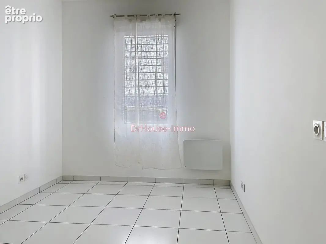 Appartement 45 m² à Marseille-5e  - photo 6