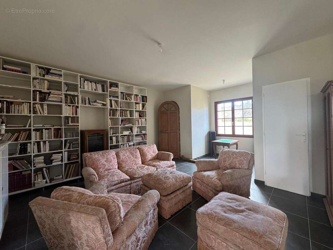   - Maison à BOUILLE-LORETZ