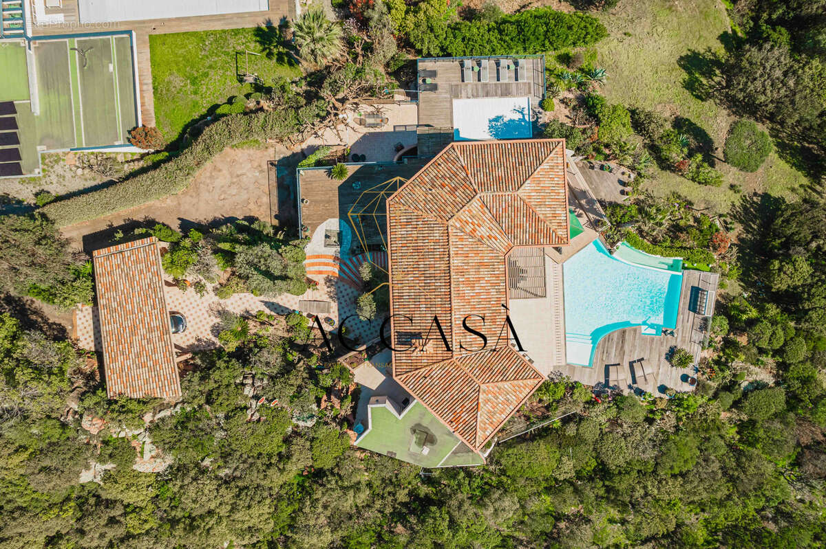 Maison à PORTO-VECCHIO