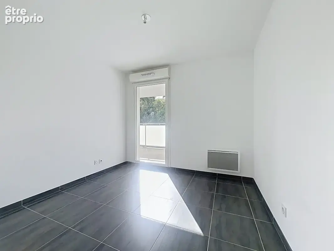 T3 avec terrasse de 20 m² - dpe a - photo 6