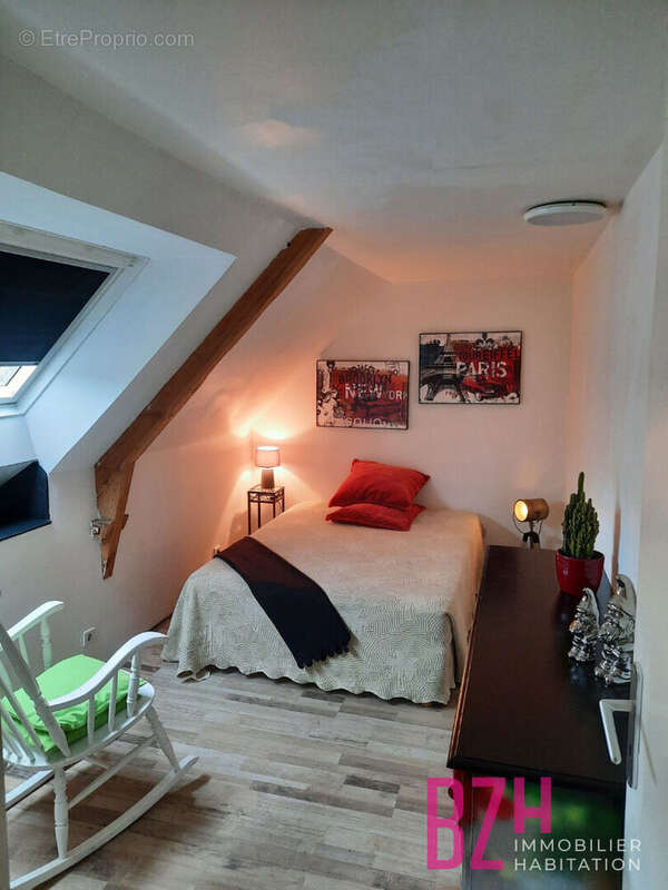Maison à SURZUR