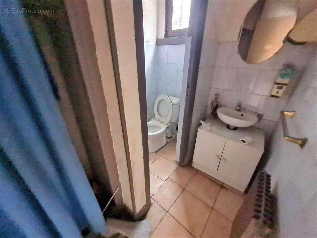 Commerce à IVRY-SUR-SEINE