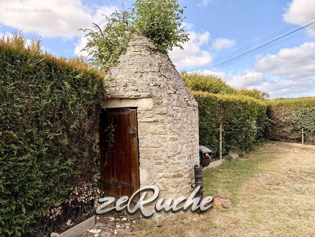 Longère 143 m² – 5 chambres – Dépendance – Terrain 843 m² – Secteur Bayeux - photo 13