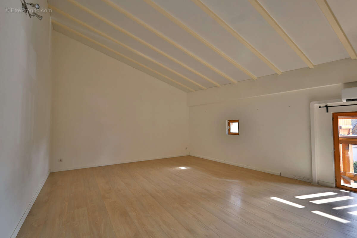 Maison à OYTIER-SAINT-OBLAS