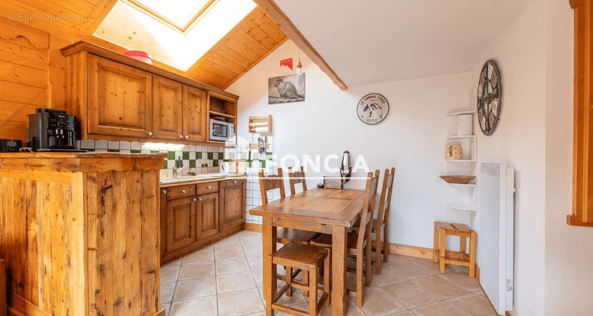 Appartement à LES ALLUES