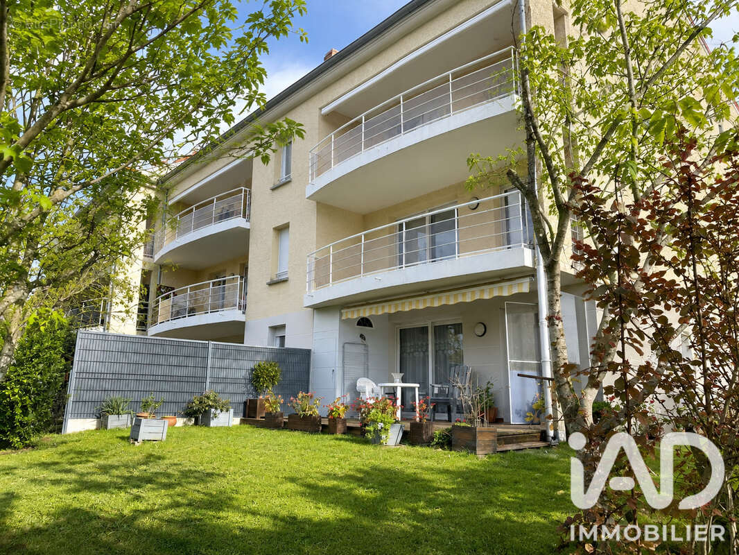 Appartement 79 m² à Saint-Vallier  - photo 2