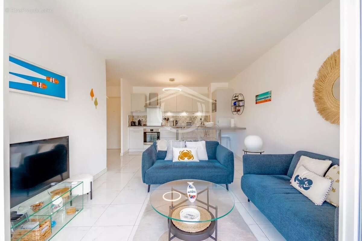 Appartement à VALBONNE