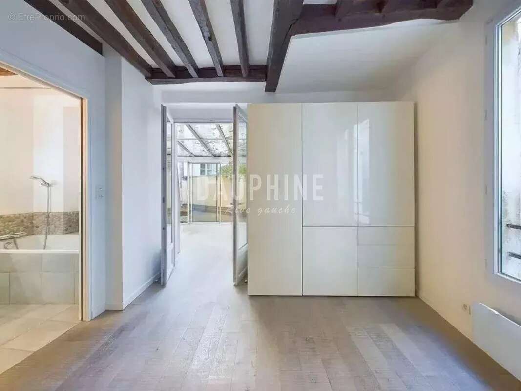 Appartement à PARIS-6E