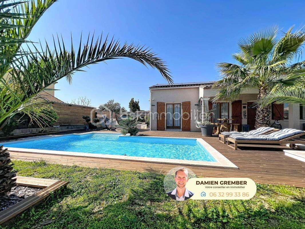 Maison à VIC-LA-GARDIOLE