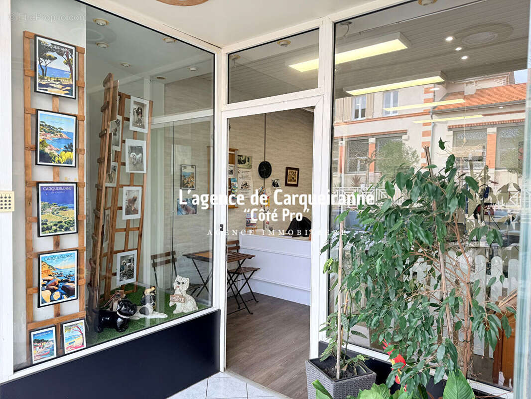 A vendre cession de droit au bail local de 35 m2 idealement situe dans  le centre ville de carqueiranne - photo 5