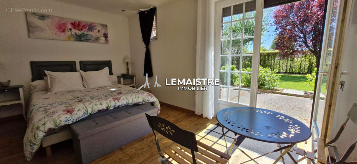 Propriété d'exception / Propriété de caractère - TERRES-DE-CAUX - 390 m² - 7 chambres - Piscine chauffée et couverte / SPA / sau - photo 6