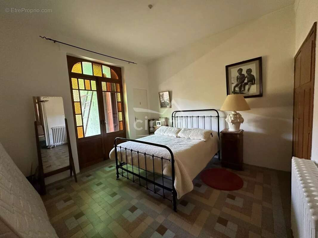 Maison à MALIJAI