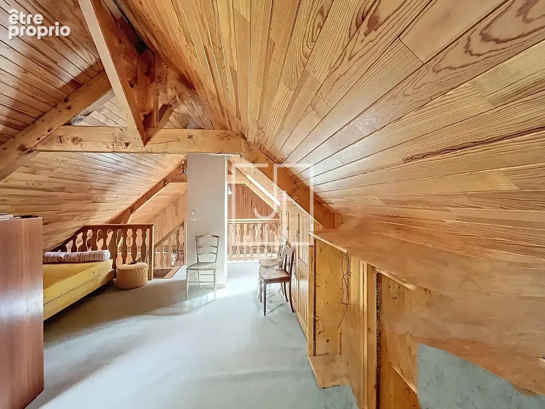 A vendre : Chalet 4 pièces avec terrasse, jardin et garage sur les hauteurs de Barcelonnette - photo 16