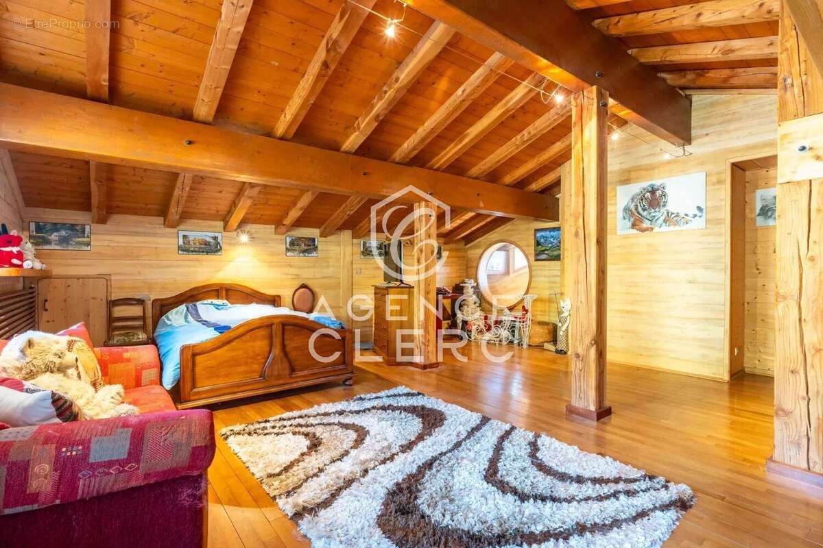 Maison à LA CLUSAZ