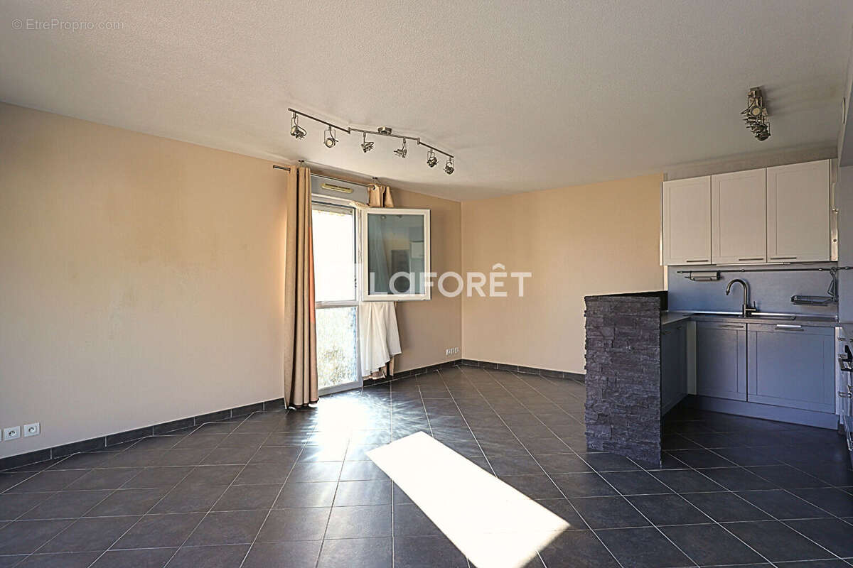Appartement à VALBONNE