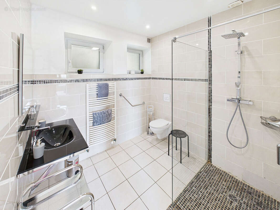 Maison à BOUSSAC-BOURG