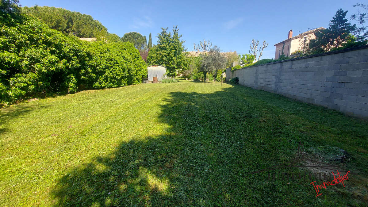 Maison à VAISON-LA-ROMAINE