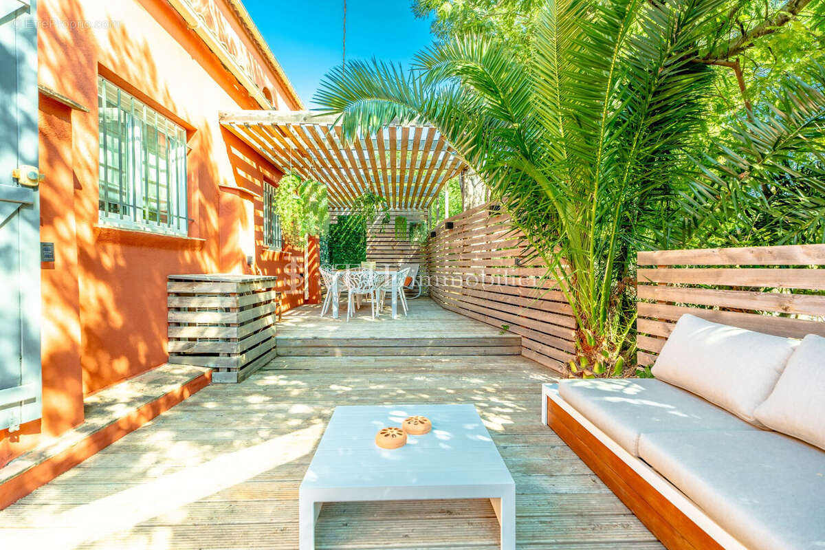 Appartement à GRIMAUD