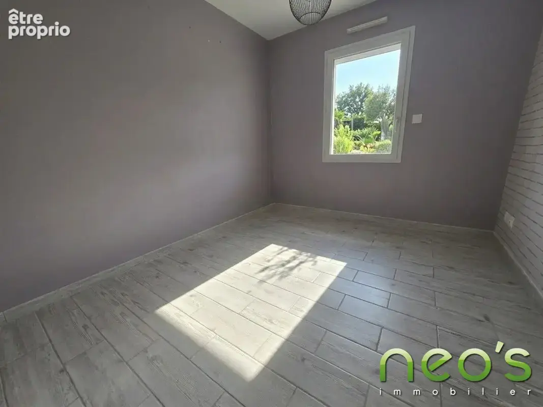 Maison 6 pièces 95 m² à vendre à La Jubaudiere (49510) - photo 4