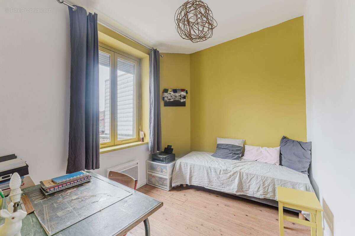 Chambre 2 - Maison à VILLENEUVE-D'ASCQ