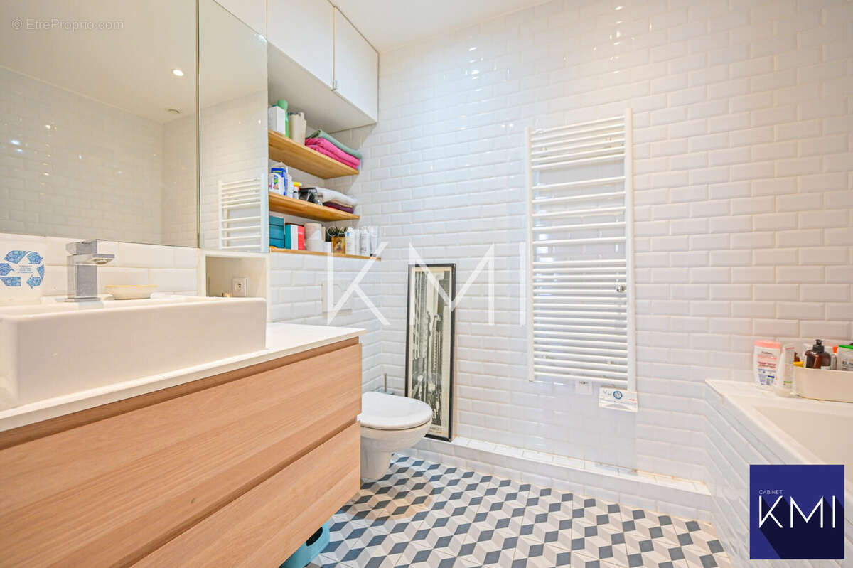 Appartement à PARIS-11E