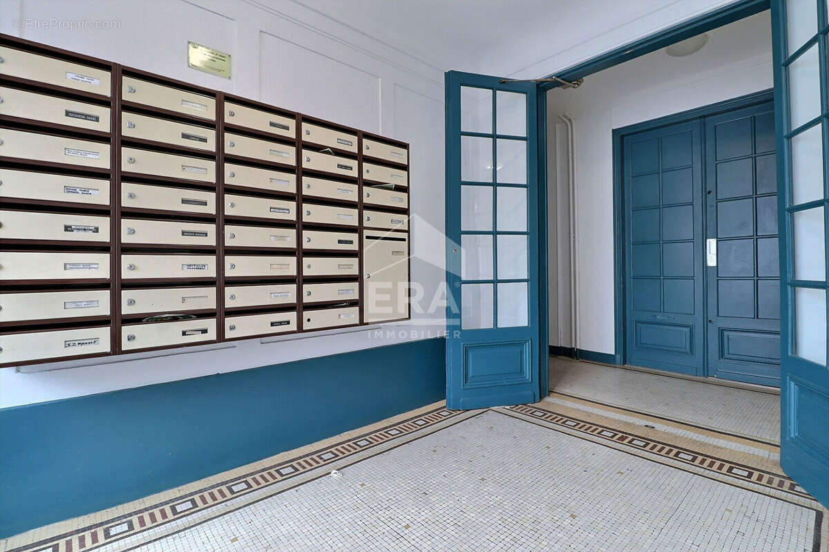 Appartement à AUBERVILLIERS