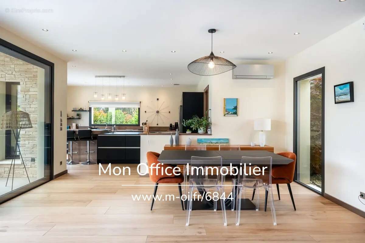 Référence : 6844-AUS - Maison contemporaine 201m² avec piscine - Ventabren - photo 5