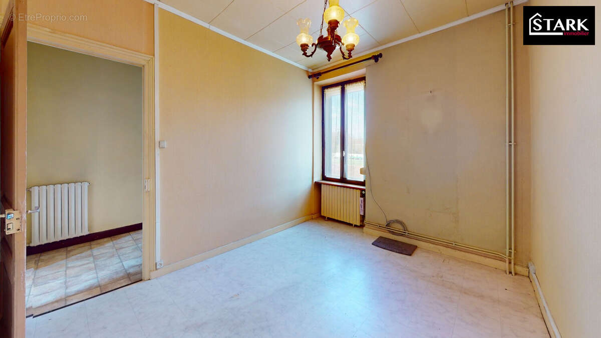 Maison à COLOMBIER-FONTAINE