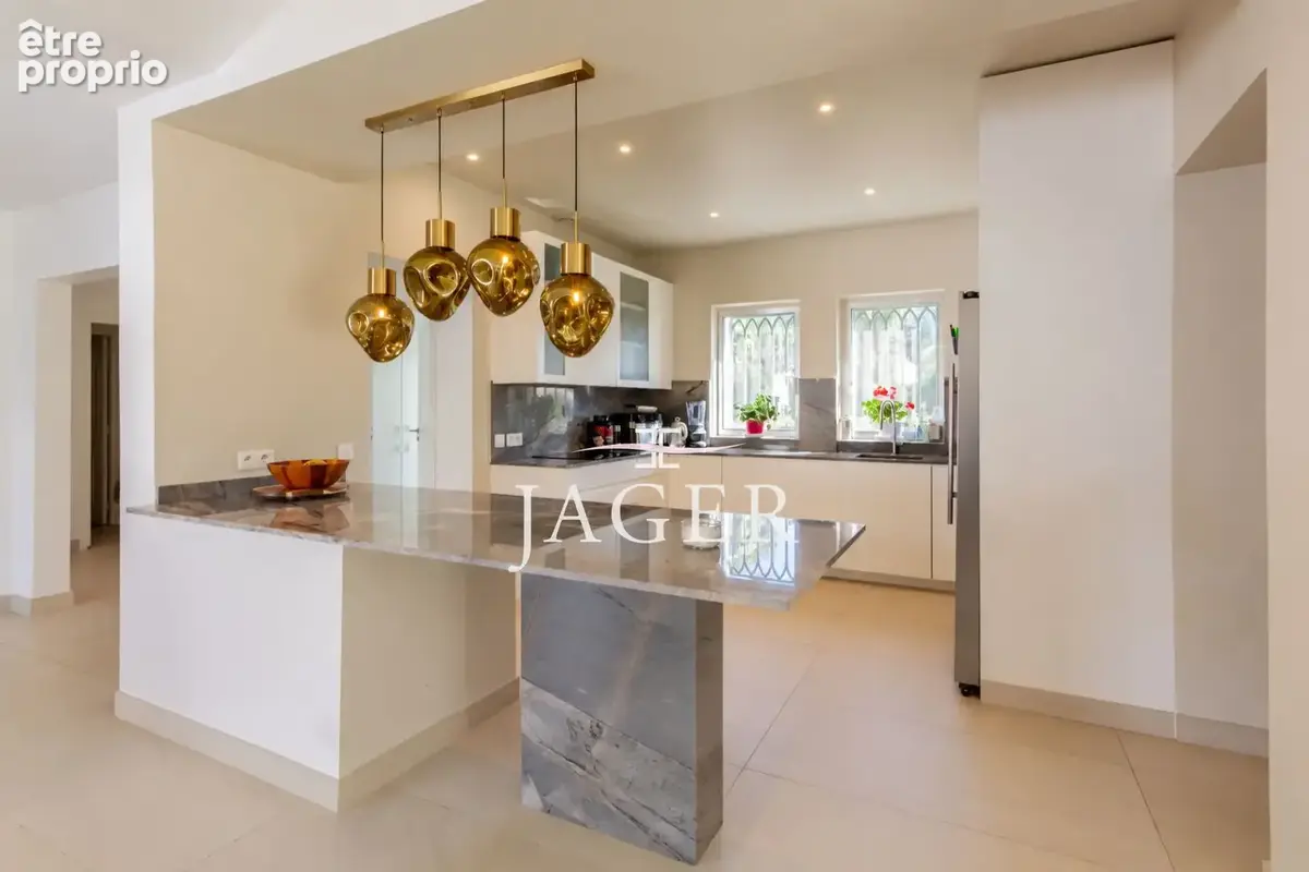Maison 7 pièces 200 m² à vendre à Grimaud (83310) - photo 6