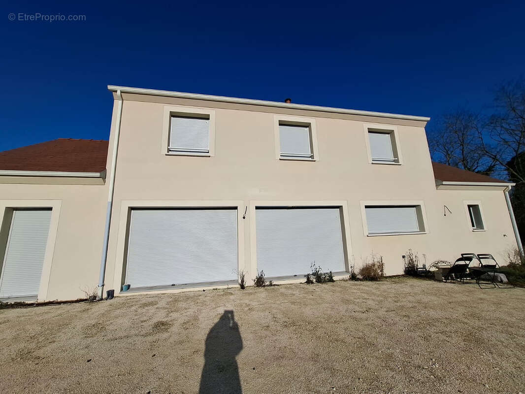 Maison à COULOMMIERS