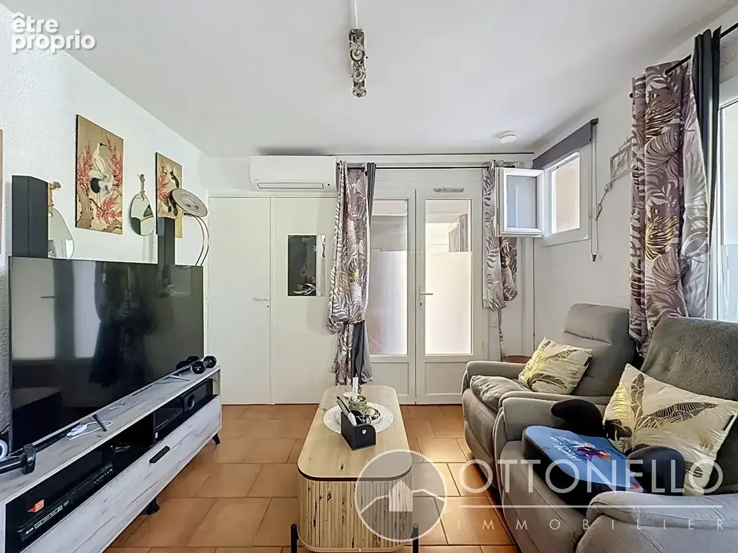 Appartement Roquebrune Sur Argens 2 pièces 33 m2 avec cour extérieure de 70 m2 - photo 3