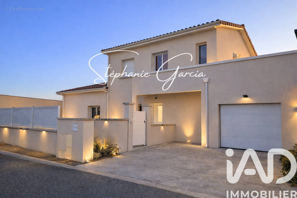 Photo 1 - Maison à VALENCE