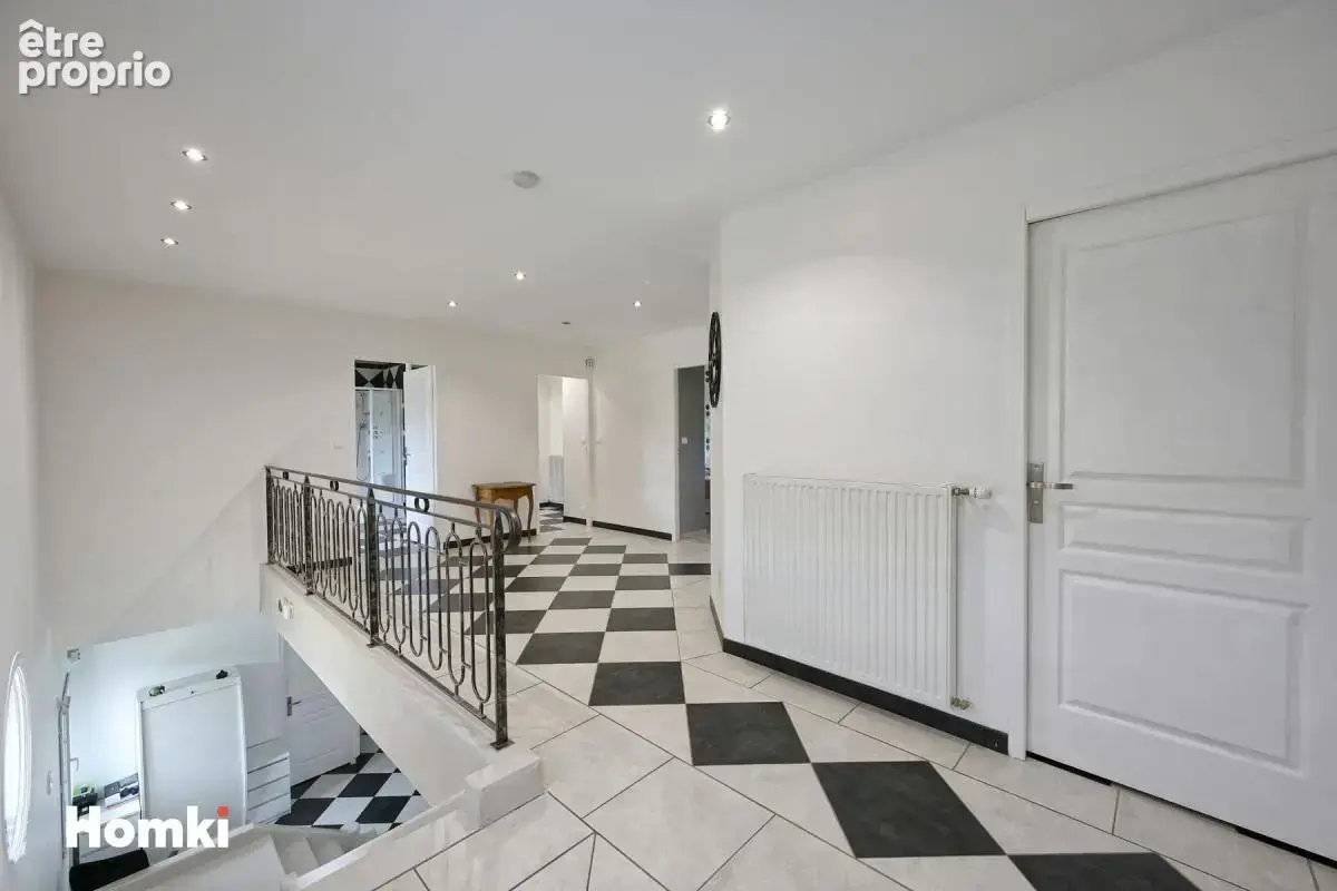 Maison/Villa T6 de 279 m² à La Frette 38260 - photo 13