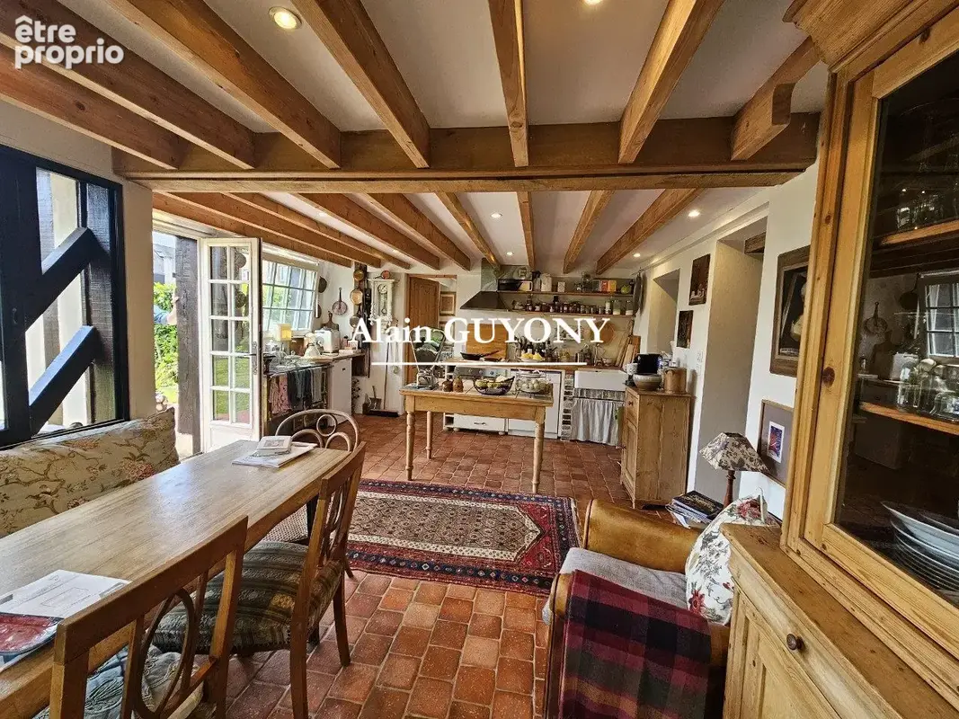 Maison 5 pièces 76 m² à vendre à Pont-L'eveque (14130) - photo 4