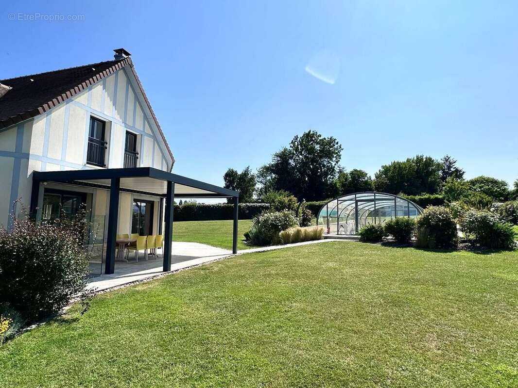 Maison à GONNEVILLE-SUR-MER